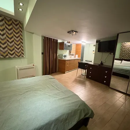 Uplift Hideaway Jacuzzi *